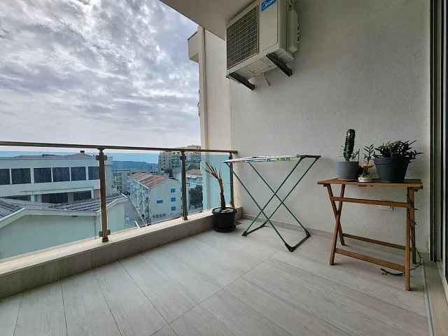 46 m² One-Bedroom Apartment in Becici with Sea View — photo 5